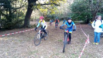 cyclo cross ecole de velo aubagne dim 12 dec.jpg16