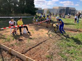 cyclo cross chateau gombert dim 13 oct.jpg3